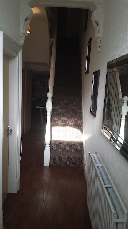 The Kingscliffe Guesthouse Manchester Buitenkant foto