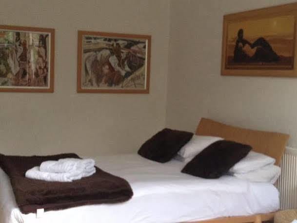 The Kingscliffe Guesthouse Manchester Buitenkant foto